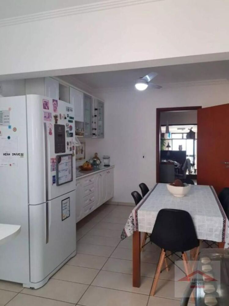 Apartamento à venda com 4 quartos, 177m² - Foto 4