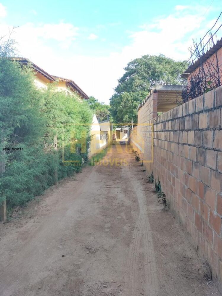 Casa para alugar com 1 quarto, 300m² - Foto 1
