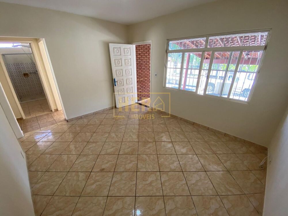 Casa à venda com 3 quartos, 300m² - Foto 5