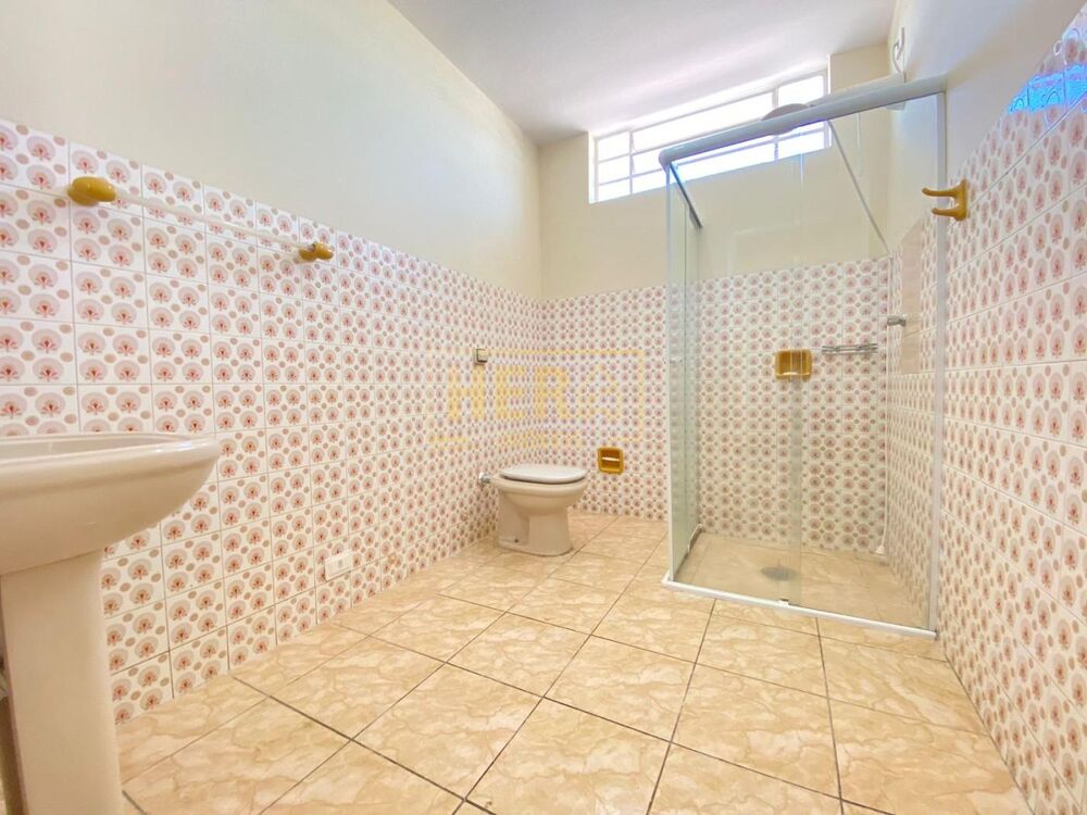 Casa à venda com 3 quartos, 300m² - Foto 8