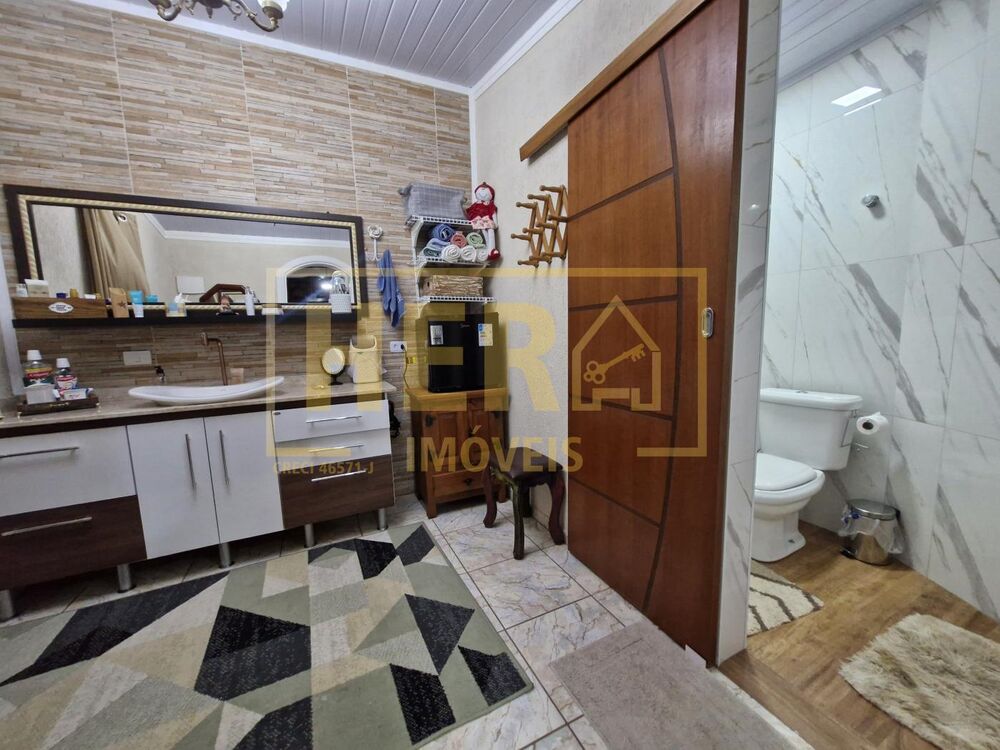 Chácara à venda com 4 quartos, 1300m² - Foto 2