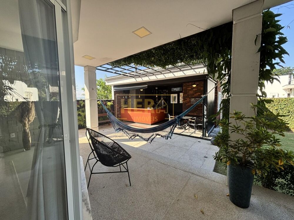 Casa de Condomínio à venda com 3 quartos, 328m² - Foto 12