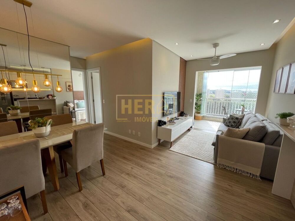 Apartamento à venda com 2 quartos, 67m² - Foto 2