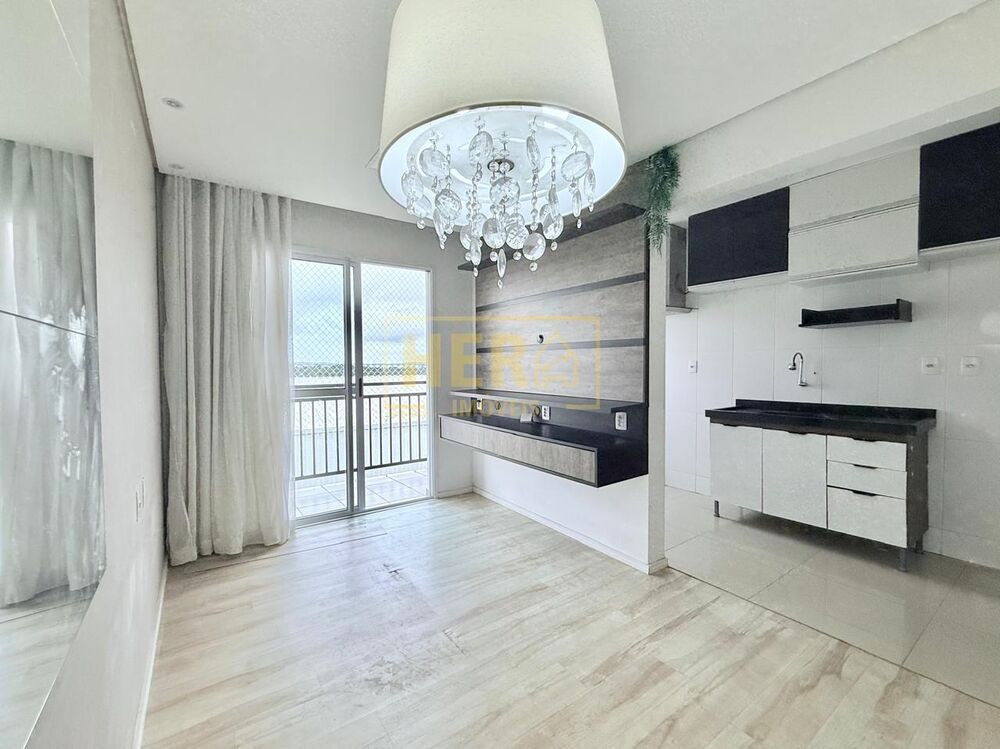 Apartamento à venda com 2 quartos, 60m² - Foto 1