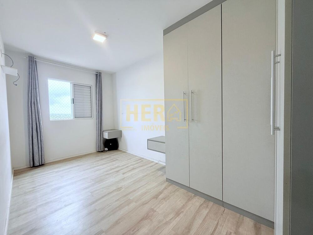 Apartamento à venda com 2 quartos, 60m² - Foto 7