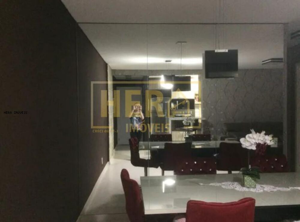 Apartamento à venda com 2 quartos, 78m² - Foto 1
