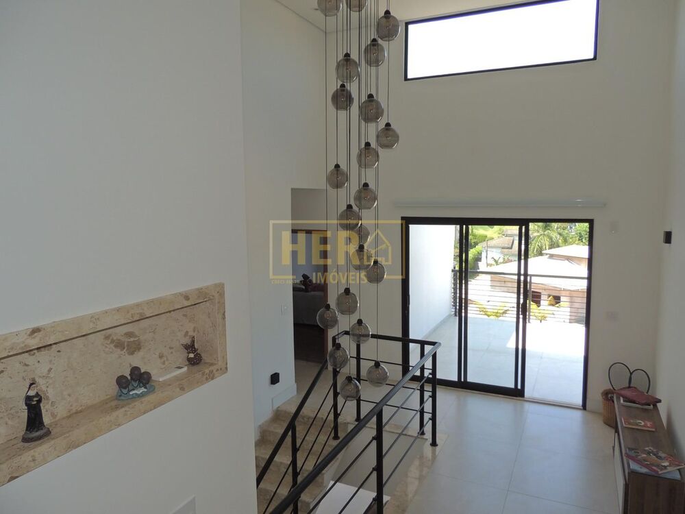 Casa de Condomínio à venda com 4 quartos, 350m² - Foto 3