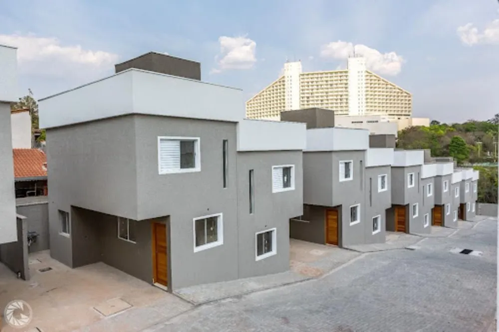 Casa, 2 quartos, 58 m² - Foto 1