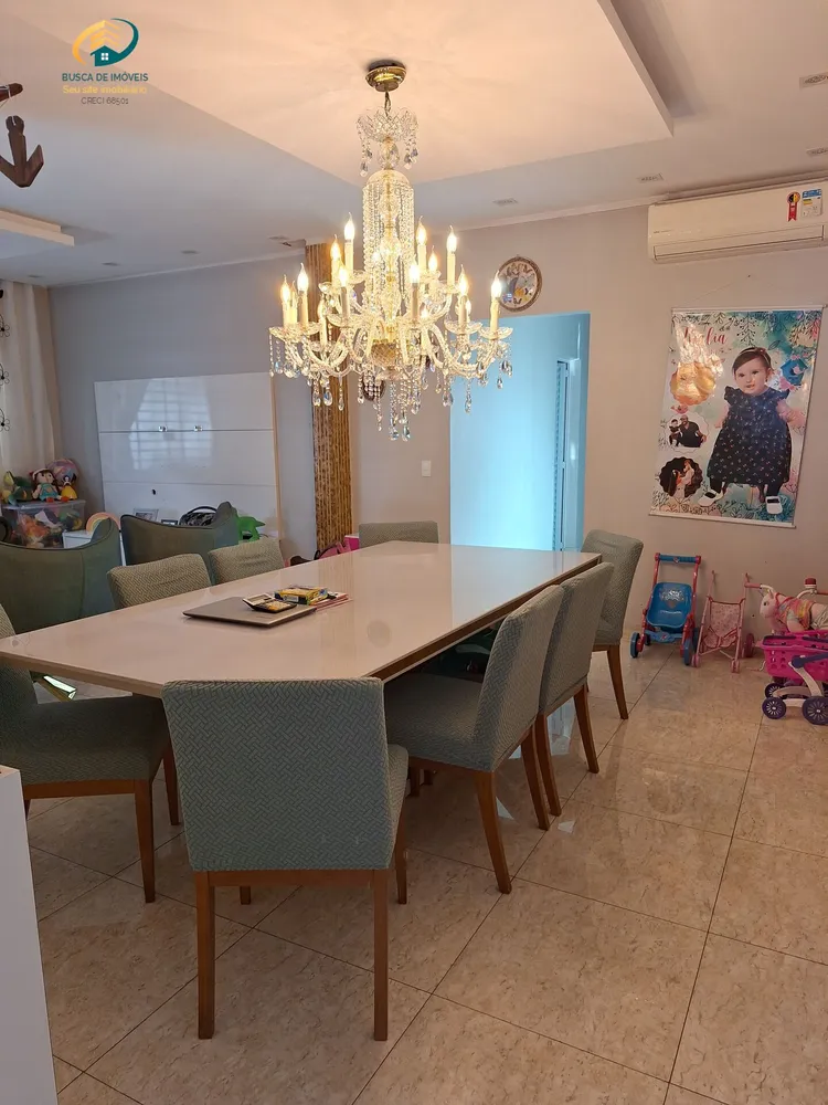 Casa, 3 quartos, 250 m² - Foto 8
