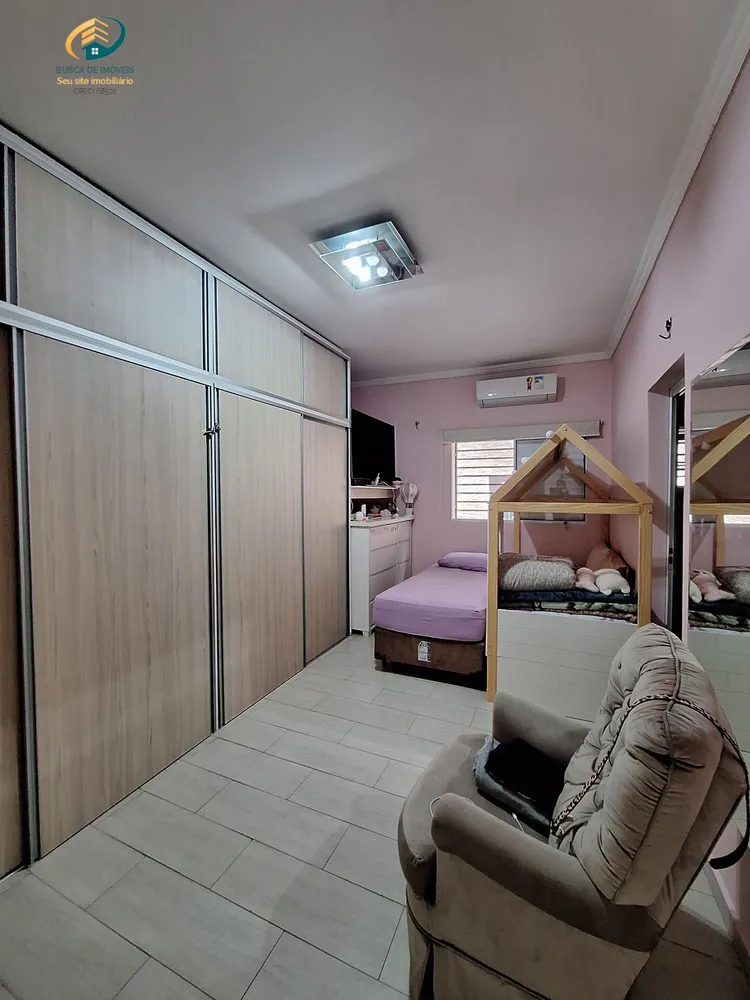 Casa, 3 quartos, 250 m² - Foto 11