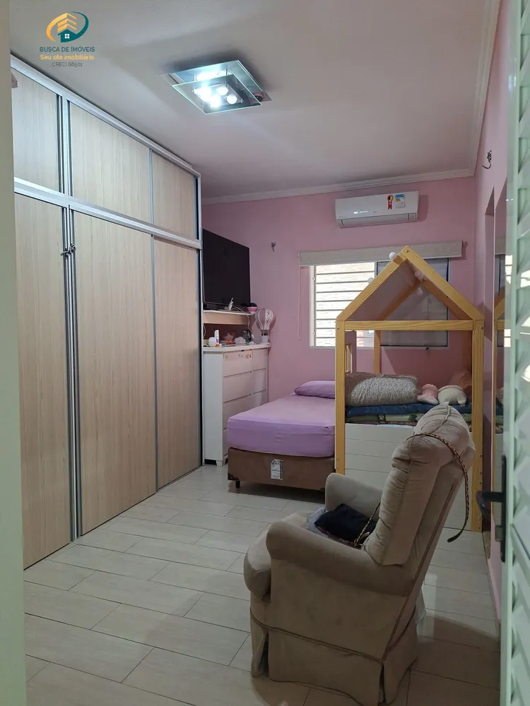 Casa, 3 quartos, 250 m² - Foto 3