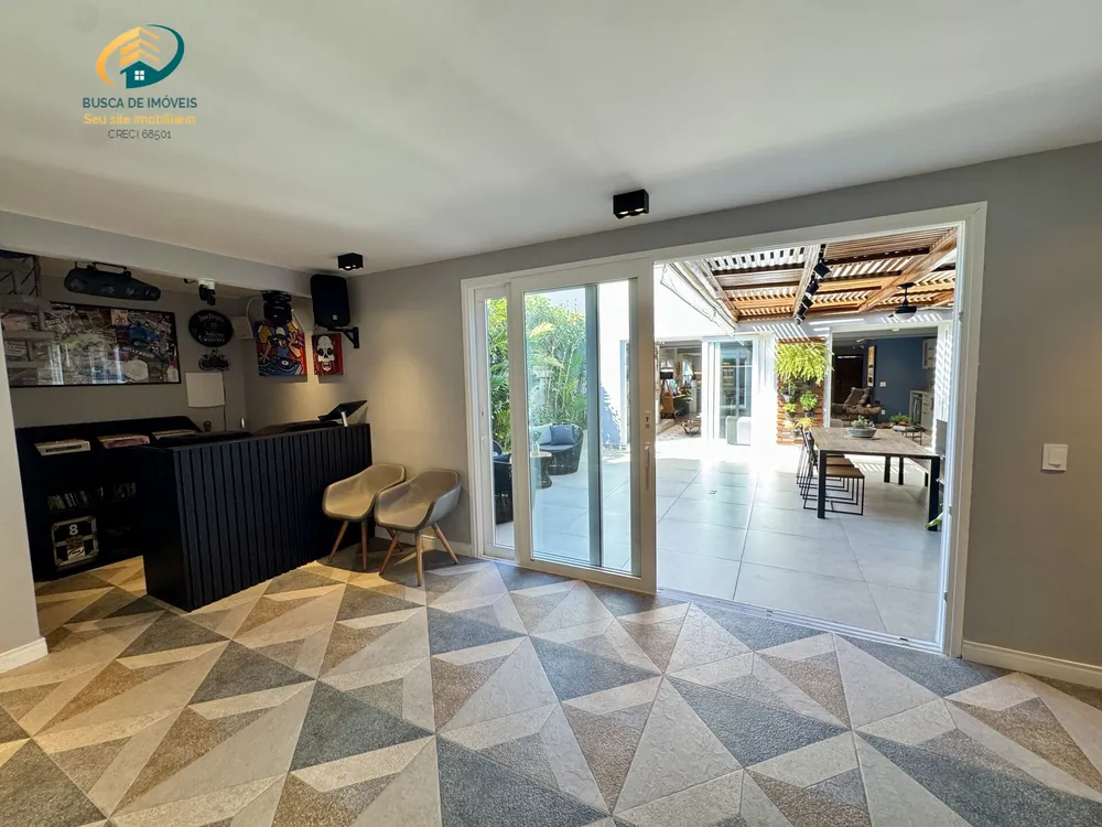 Sobrado, 6 quartos, 450 m² - Foto 4