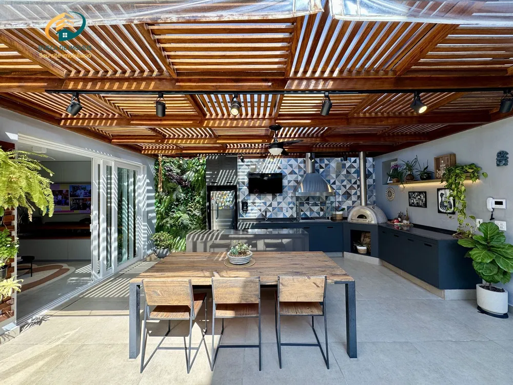 Sobrado, 6 quartos, 450 m² - Foto 2