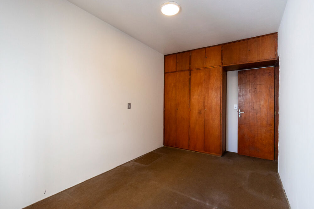 Casa à venda com 3 quartos, 143m² - Foto 1