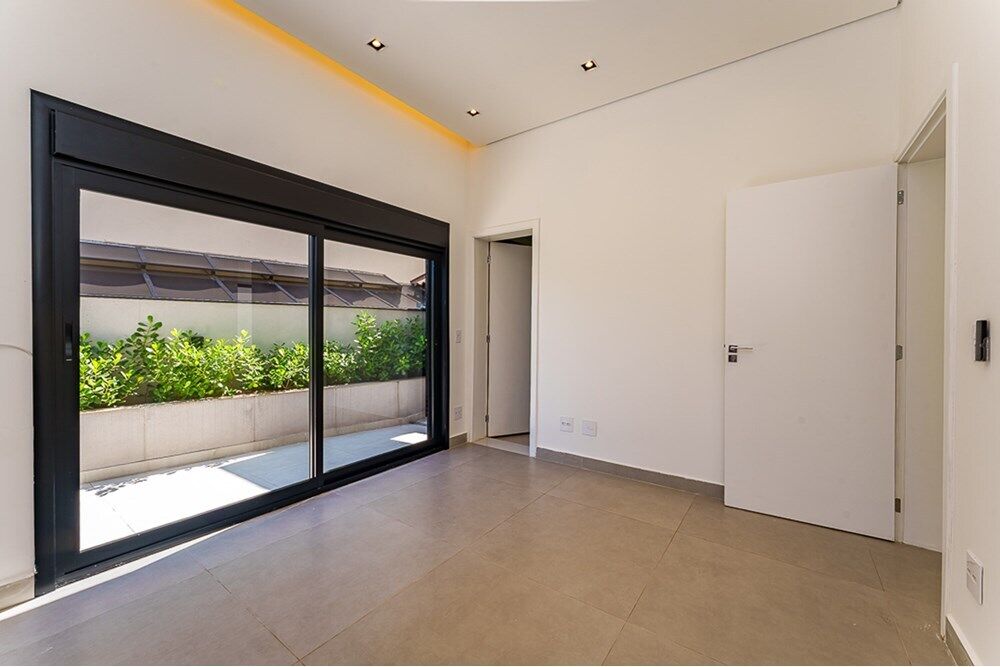 Casa à venda com 5 quartos, 335m² - Foto 35