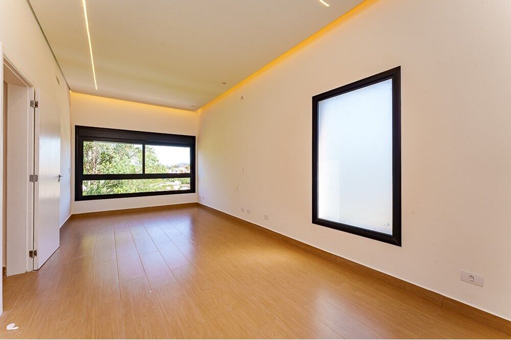 Casa à venda com 5 quartos, 335m² - Foto 12