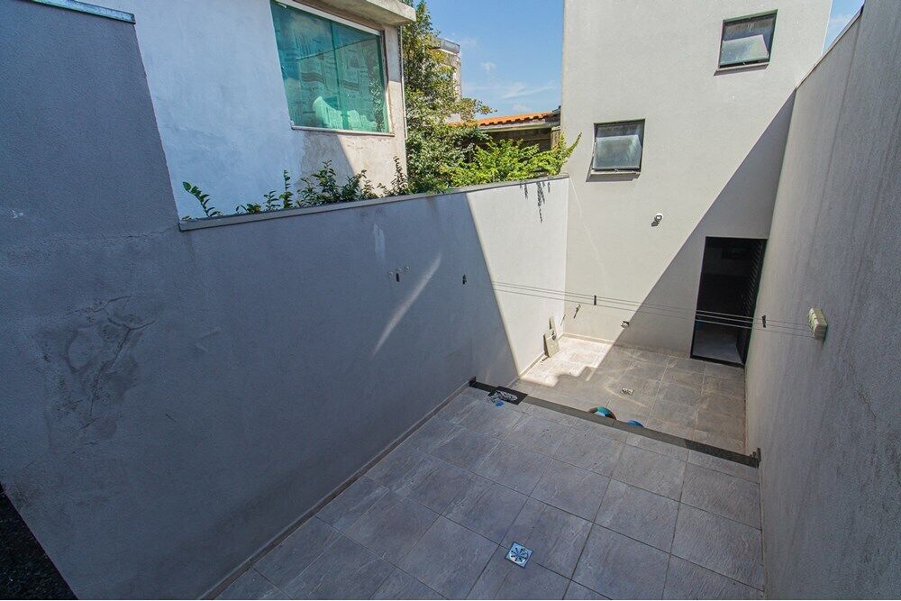 Casa à venda com 3 quartos, 161m² - Foto 10