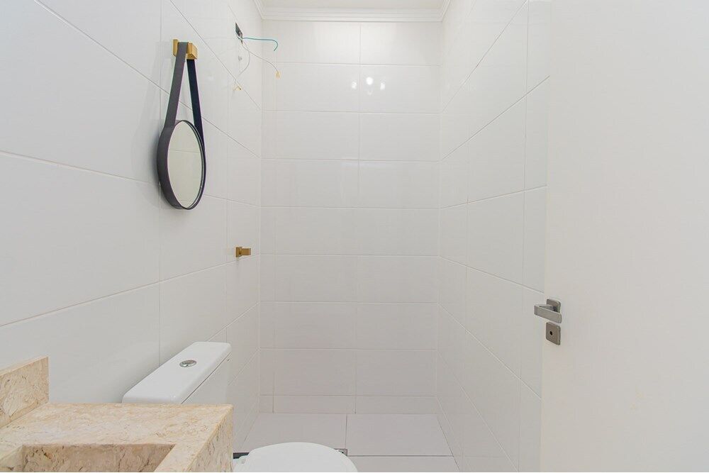 Casa à venda com 3 quartos, 161m² - Foto 2