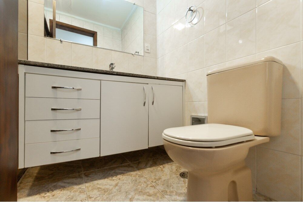 Apartamento à venda com 3 quartos, 128m² - Foto 2