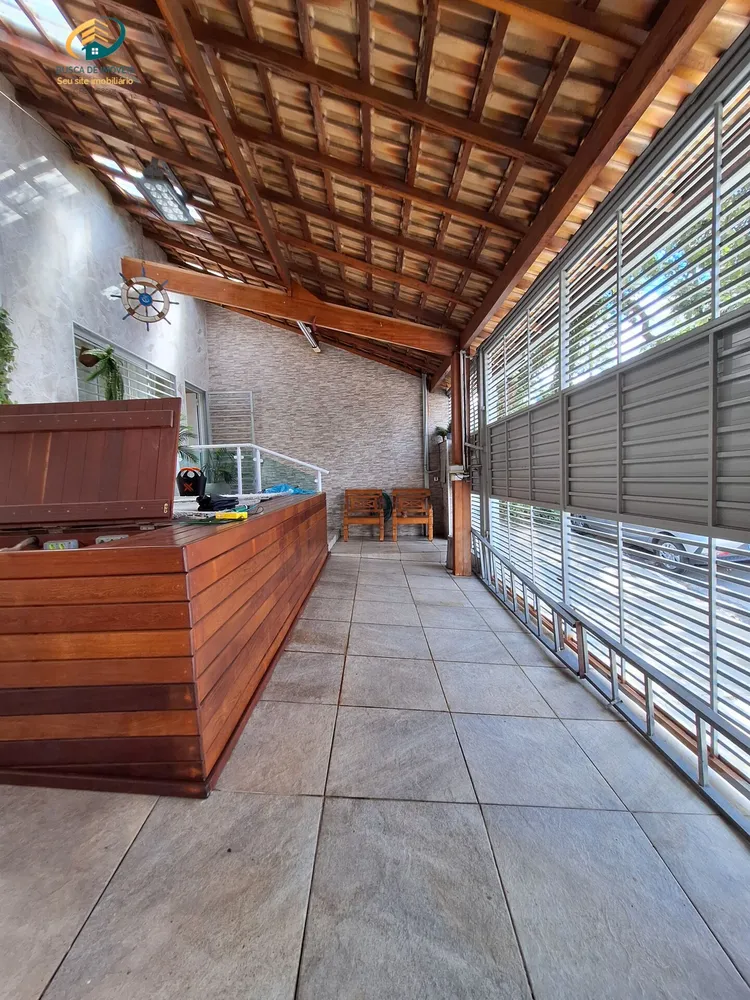Casa, 3 quartos, 250 m² - Foto 14