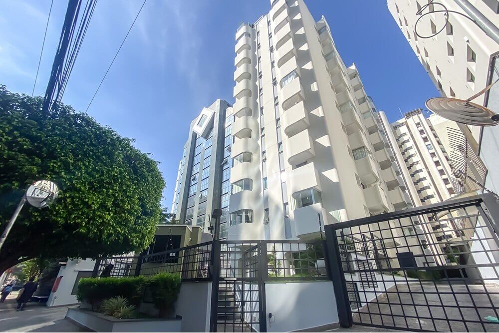 Apartamento à venda com 2 quartos, 60m² - Foto 2