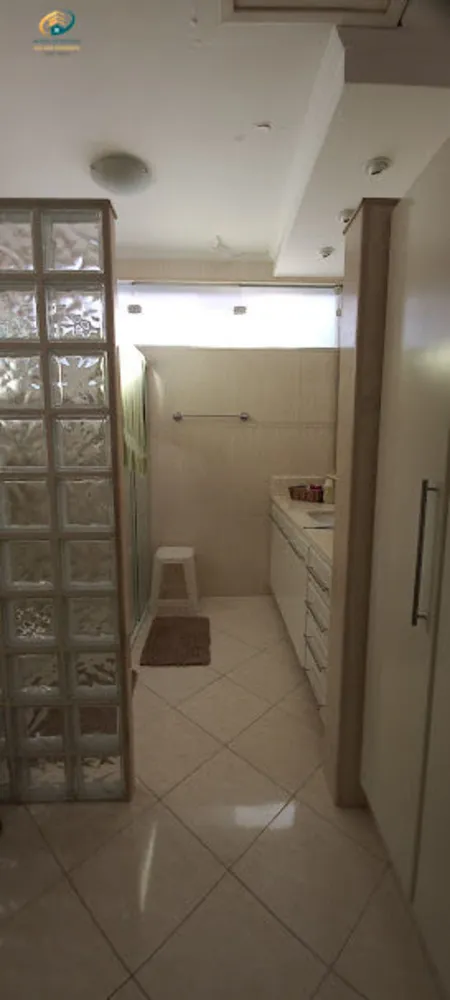 Sobrado, 3 quartos, 239 m² - Foto 4