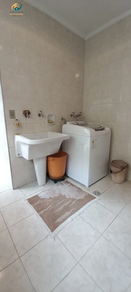 Casa, 3 quartos, 240 m² - Foto 11