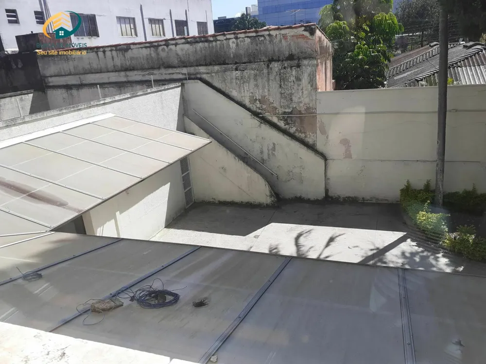 Sobrado, 6 quartos, 1977 m² - Foto 1