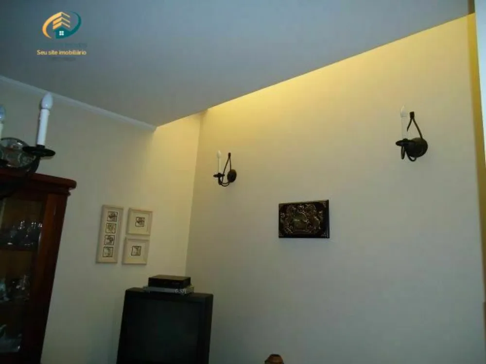 Casa, 3 quartos, 224 m² - Foto 10