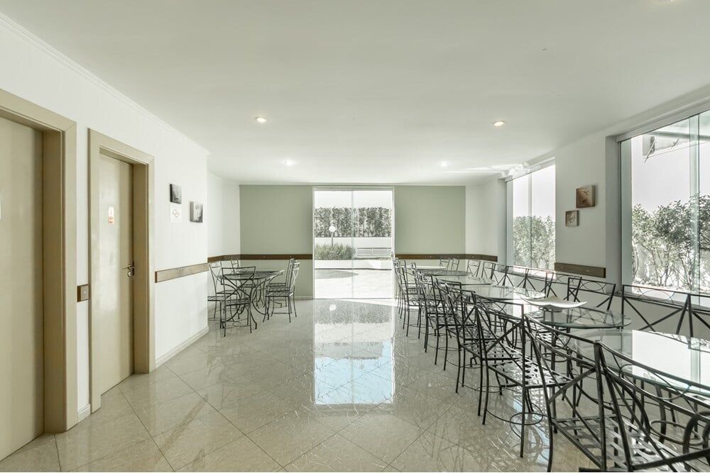 Apartamento à venda com 3 quartos, 142m² - Foto 1