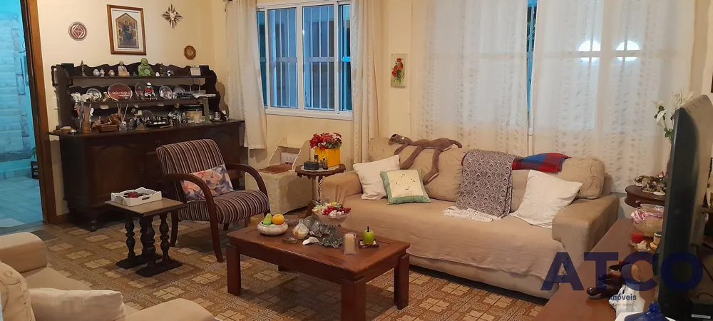 Casa, 4 quartos, 179 m² - Foto 1