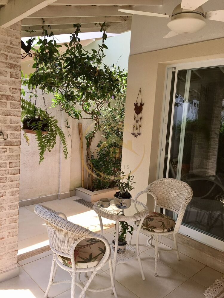 Casa à venda com 3 quartos, 180m² - Foto 12