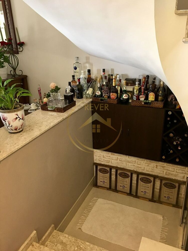 Casa à venda com 3 quartos, 180m² - Foto 3