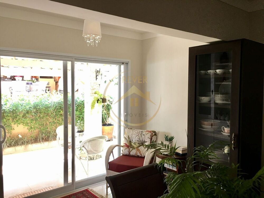 Casa à venda com 3 quartos, 180m² - Foto 5