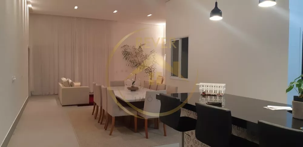 Casa à venda com 3 quartos, 420m² - Foto 2