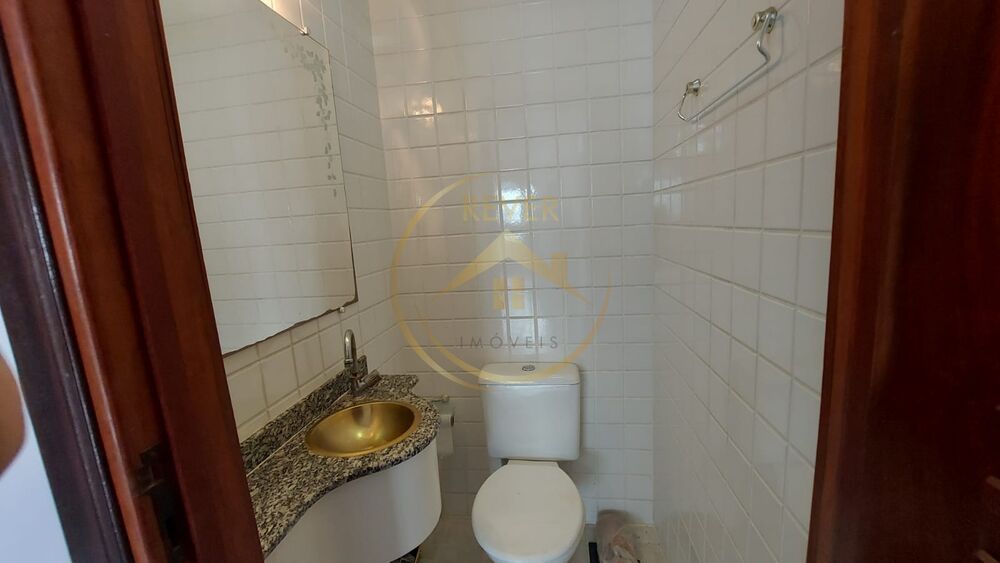 Casa à venda com 4 quartos, 250m² - Foto 7
