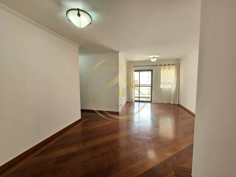 Apartamento para alugar com 3 quartos, 138m² - Foto 2