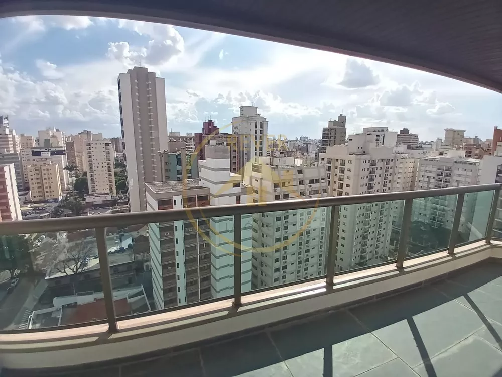 Apartamento para alugar com 4 quartos, 310m² - Foto 2