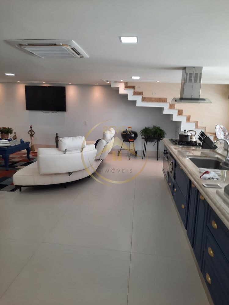 Casa à venda com 3 quartos, 343m² - Foto 1