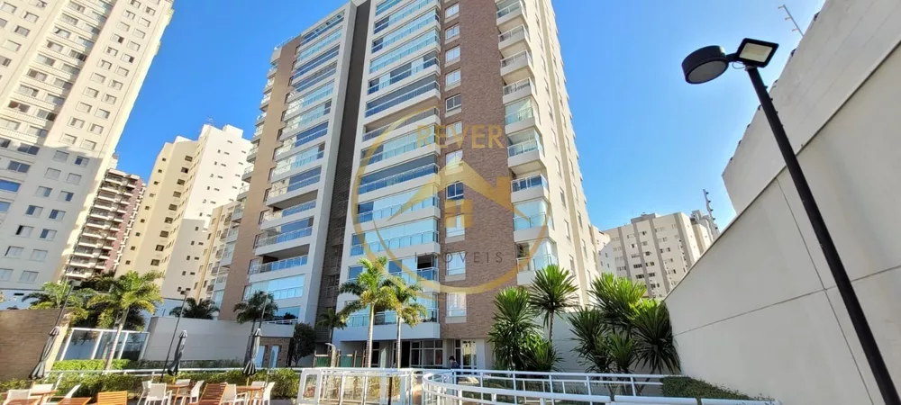 Apartamento à venda com 3 quartos, 181m² - Foto 1