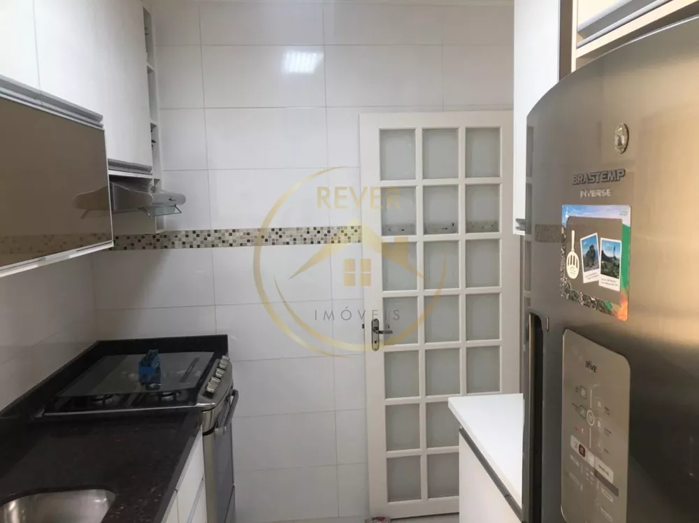 Apartamento à venda com 2 quartos, 77m² - Foto 17