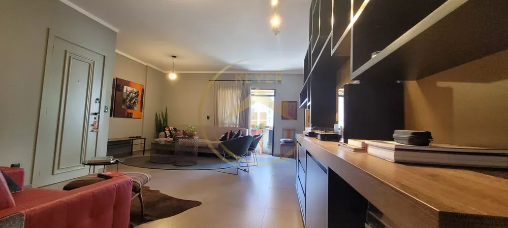 Apartamento à venda com 3 quartos, 156m² - Foto 1