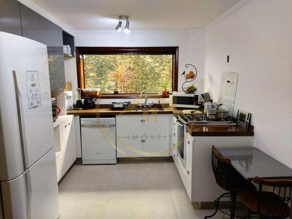 Casa, 3 quartos, 351 m² - Foto 1