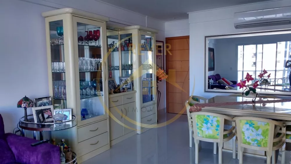 Apartamento à venda com 3 quartos, 105m² - Foto 2