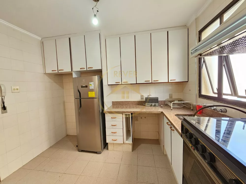 Apartamento à venda com 3 quartos, 172m² - Foto 4