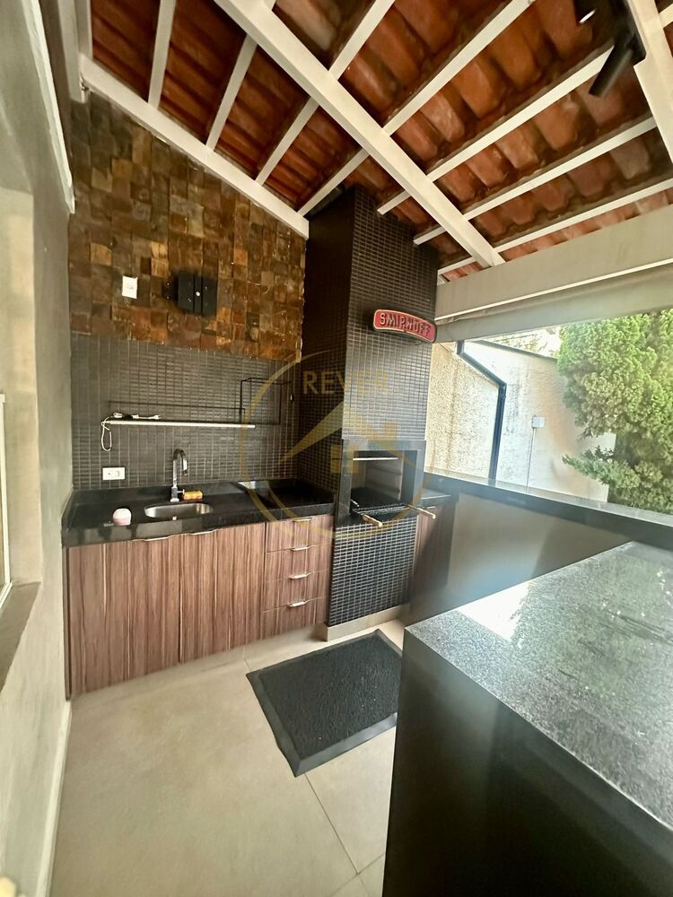 Casa para alugar com 4 quartos, 173m² - Foto 1