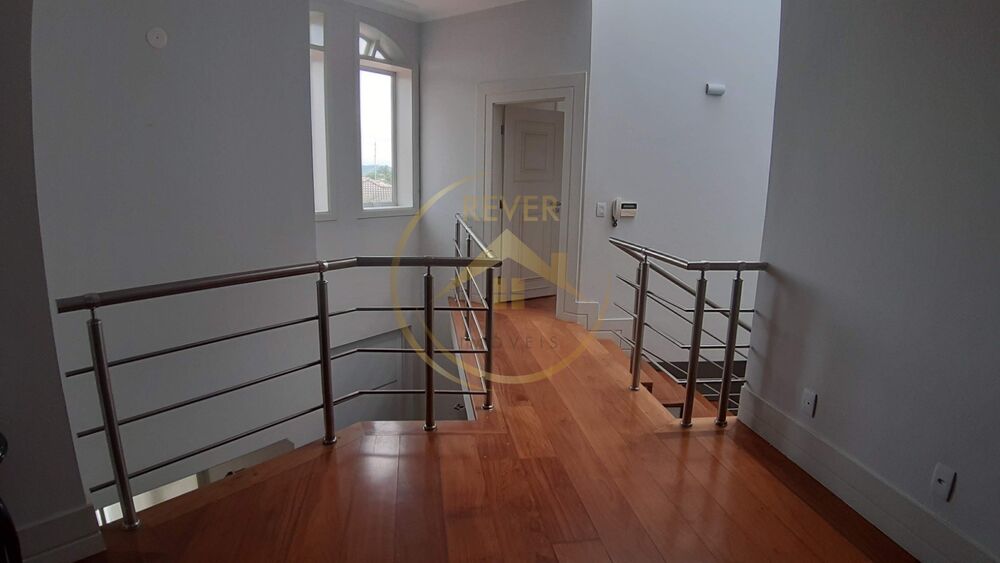 Casa, 4 quartos, 750 m² - Foto 1