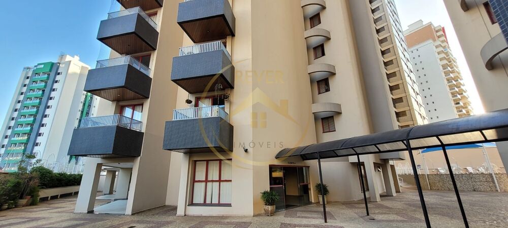 Apartamento à venda com 4 quartos, 147m² - Foto 1