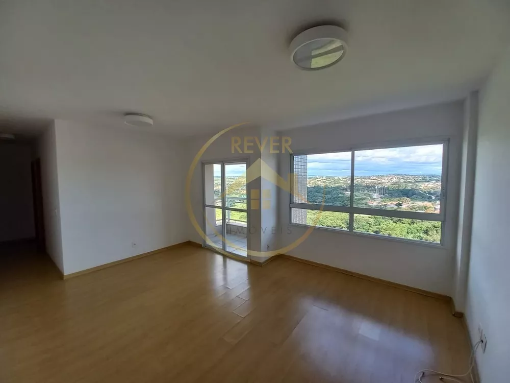 Apartamento à venda com 3 quartos, 81m² - Foto 2