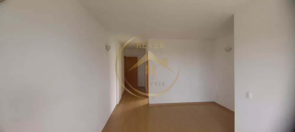 Apartamento à venda com 3 quartos, 84m² - Foto 4